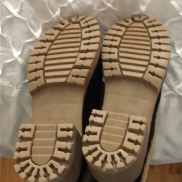 NWT Voutare booties!! - Picture 4 of 6